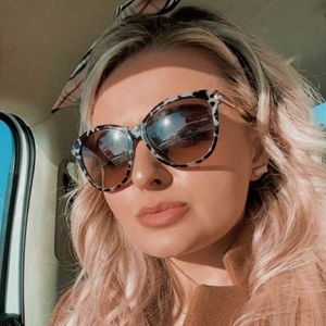 Meet your Posher, Maizie